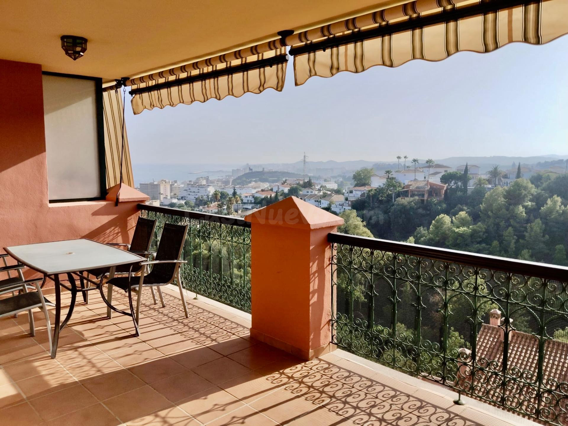 MAGNÍFICO APARTAMENTO DE CON AMPLIA TERRAZA EN TORREBLANCA -
