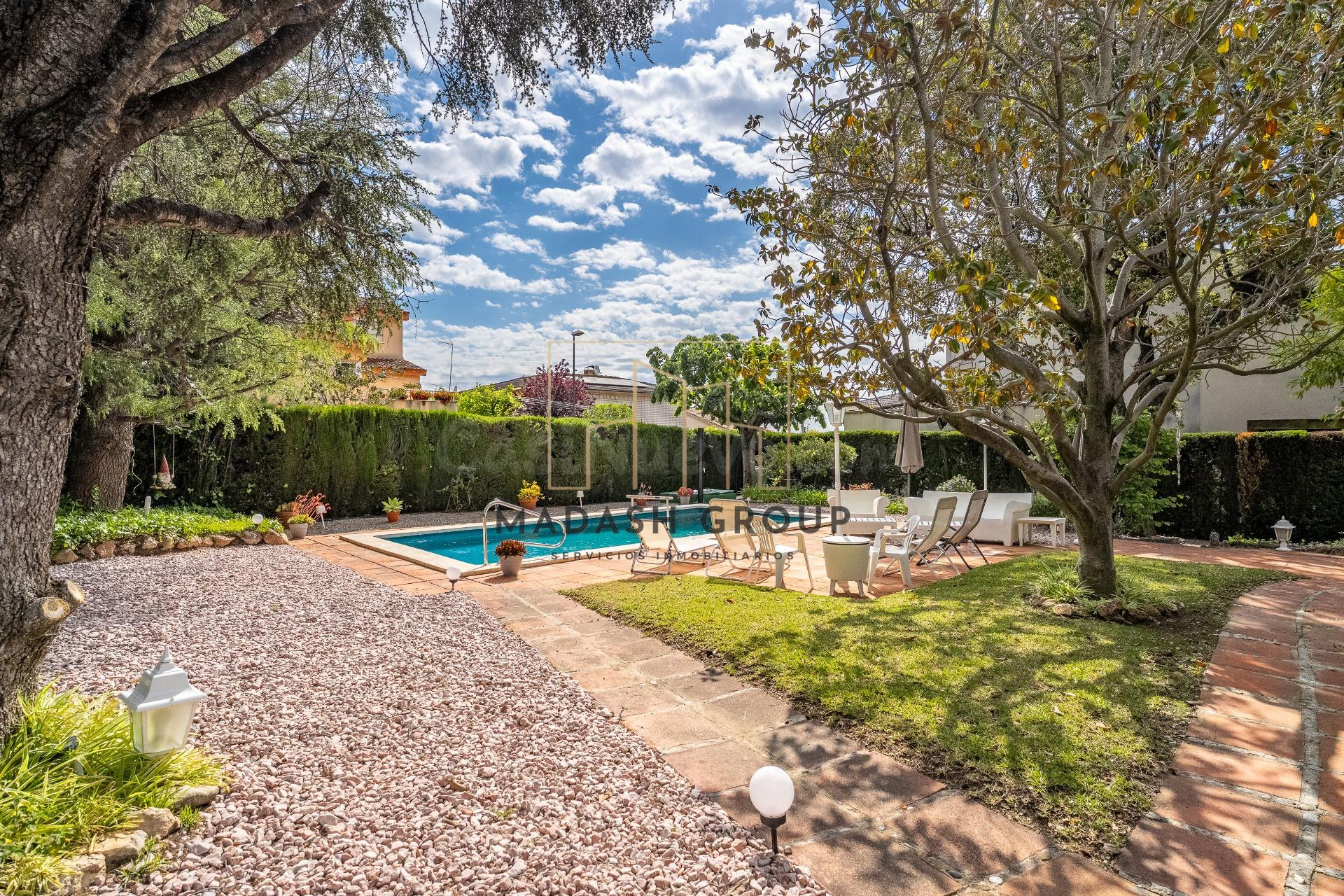 Espectacular casa unifamiliar en Urb. El Pinar (Reus) — list - foto 3