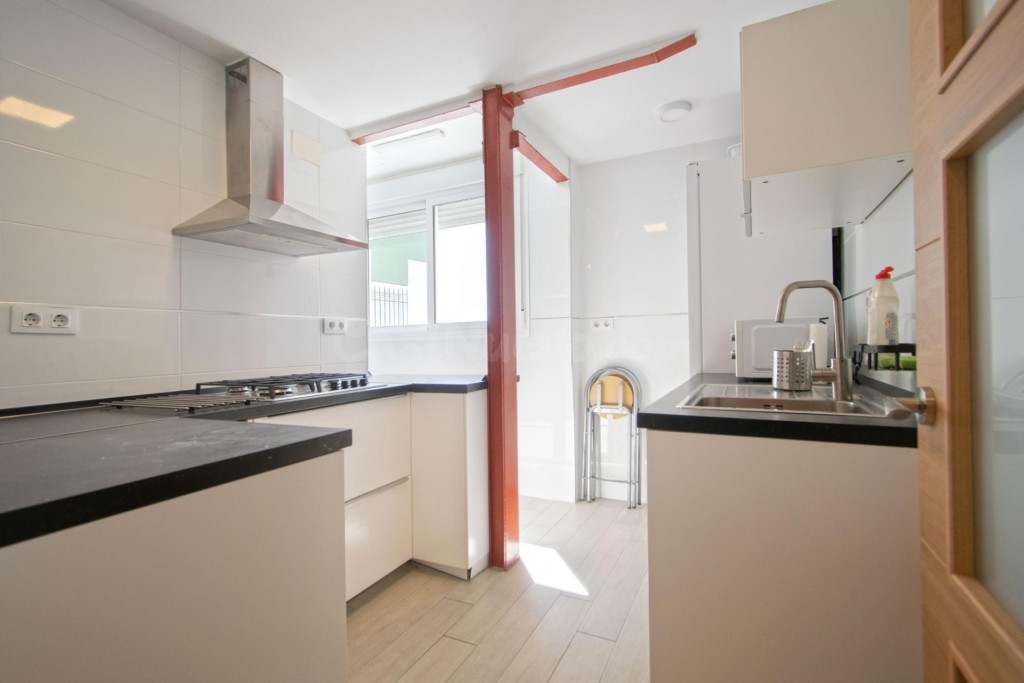 MAGNÍFICA VIVIENDA PARA VIVIR O INVERTIR - foto 5