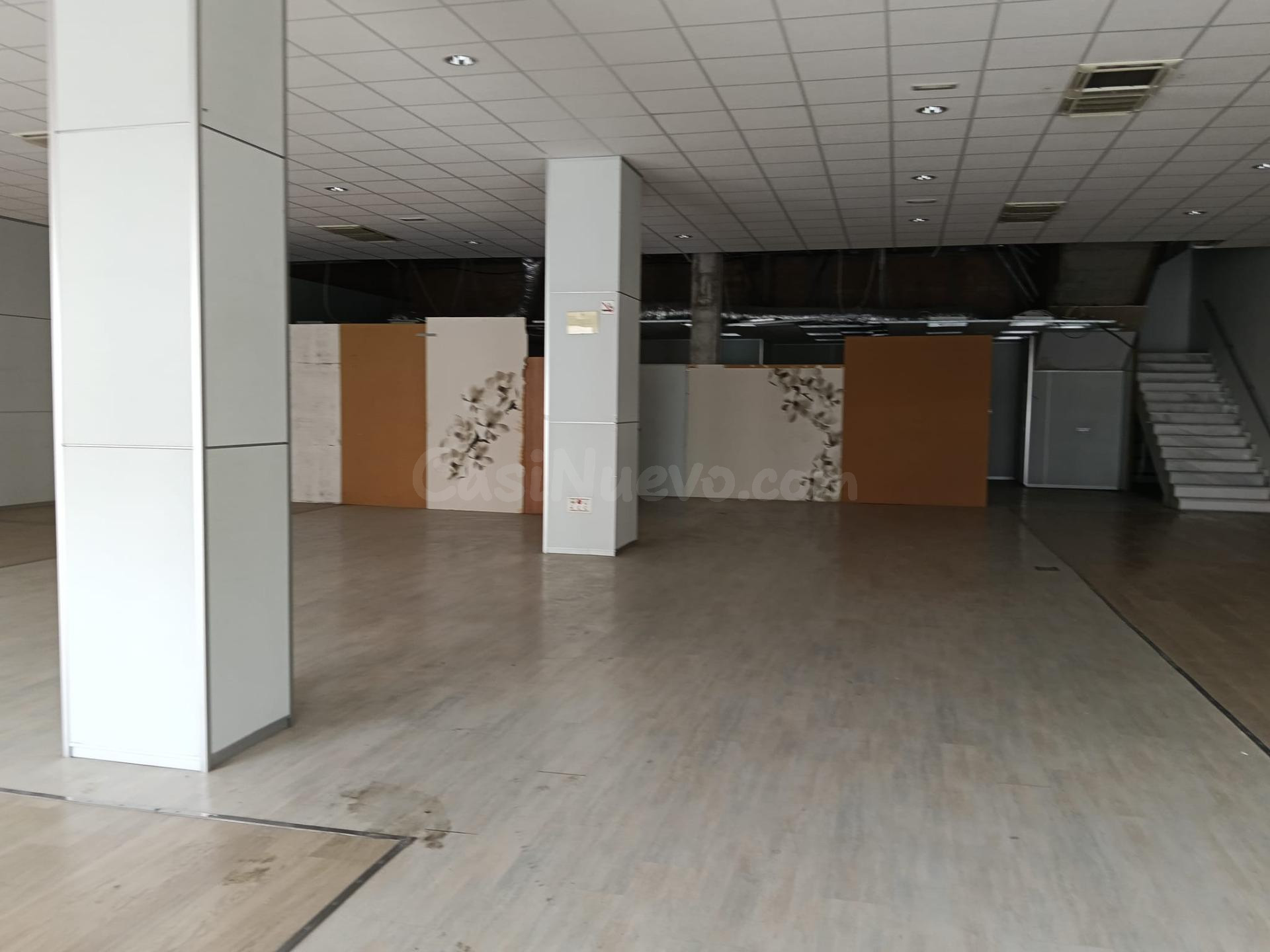 VENTA LOCAL ZONA FRANCA CADIZ - foto 2