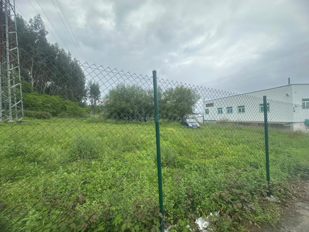 Interesante suelo industrial en Cartes, Cantabria - foto 4