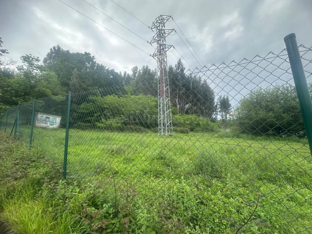 Interesante suelo industrial en Cartes, Cantabria - foto 5