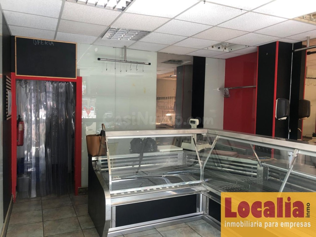 Carnicería equipada en alquiler en Torrelavega
