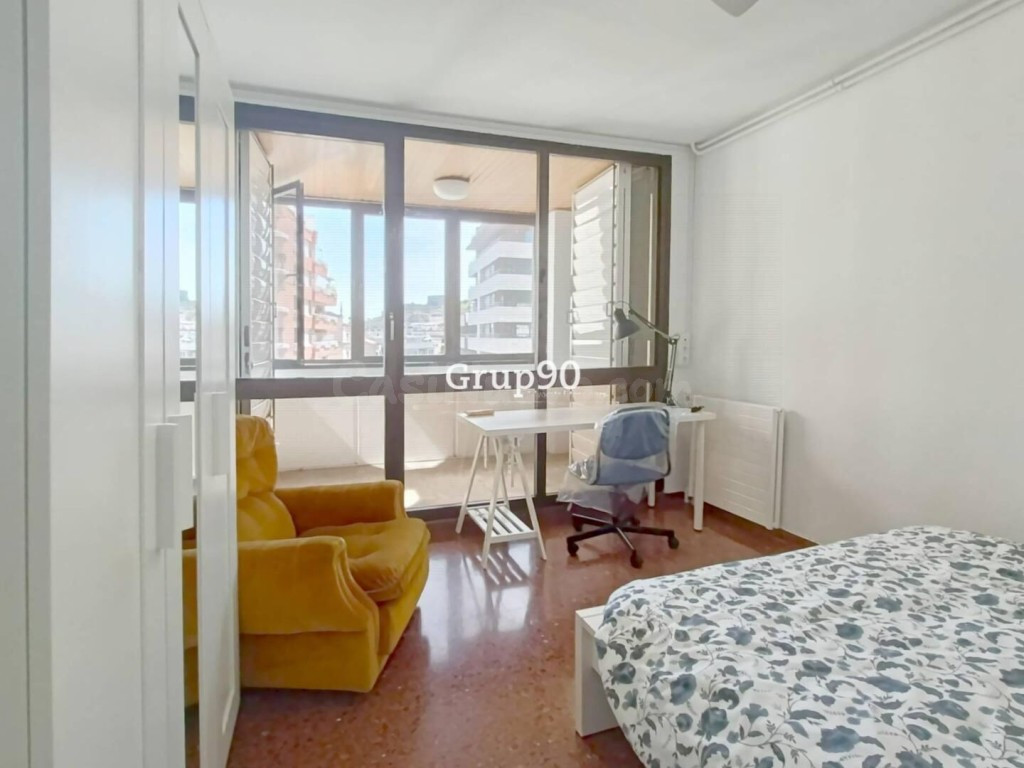 GRAN PISO DE 6 habitaciones EN EL CENTRO DE LLEIDA – AV. CAT - foto 5