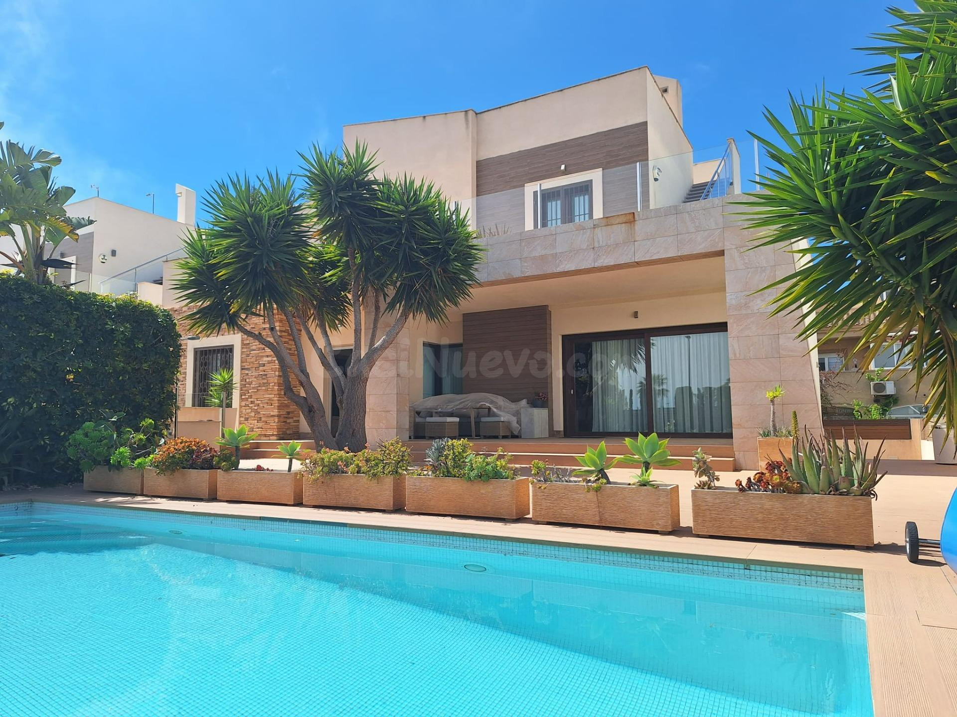 Villa 4 habitaciones 306m² en venta - Torreblanca