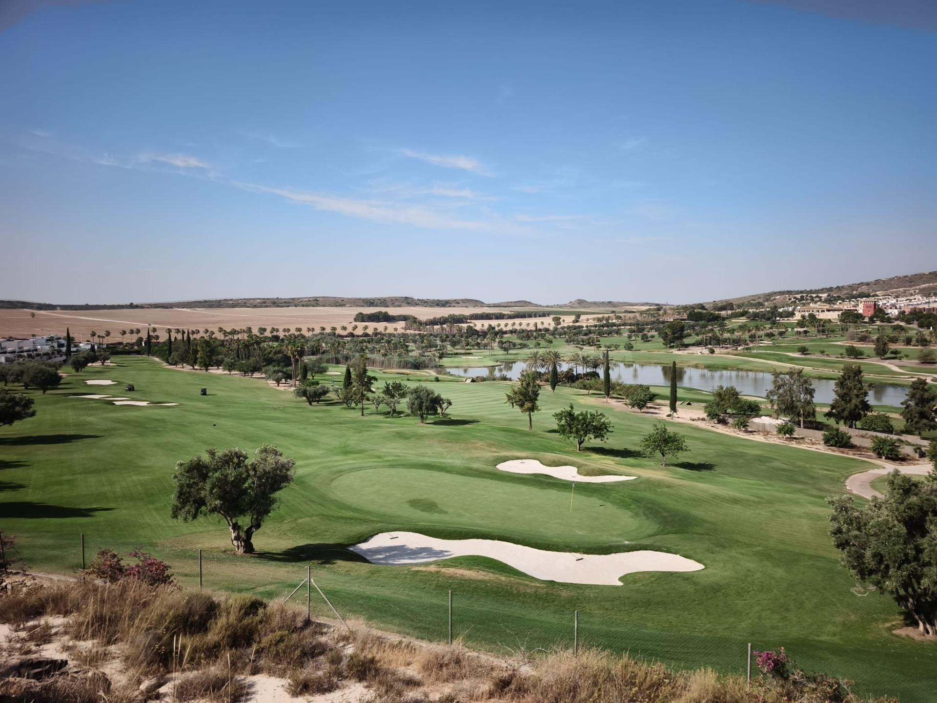 Dúplex 3 habitaciones 130m² en venta - Pueblo 3