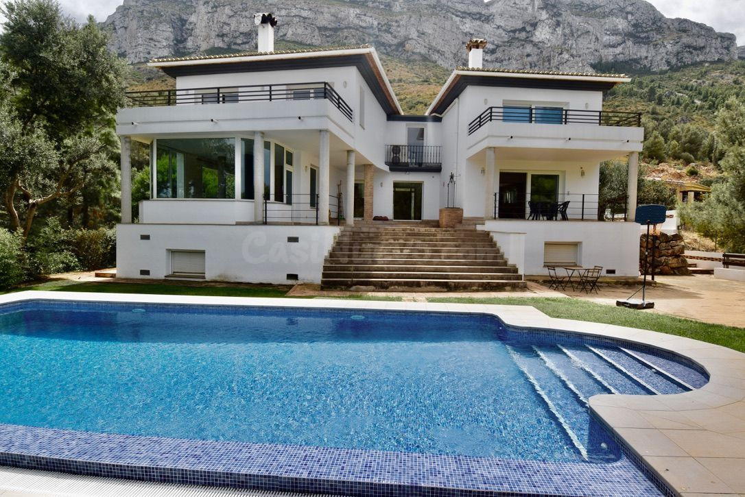 Villa 6 habitaciones 556m² en venta - Pont dInca