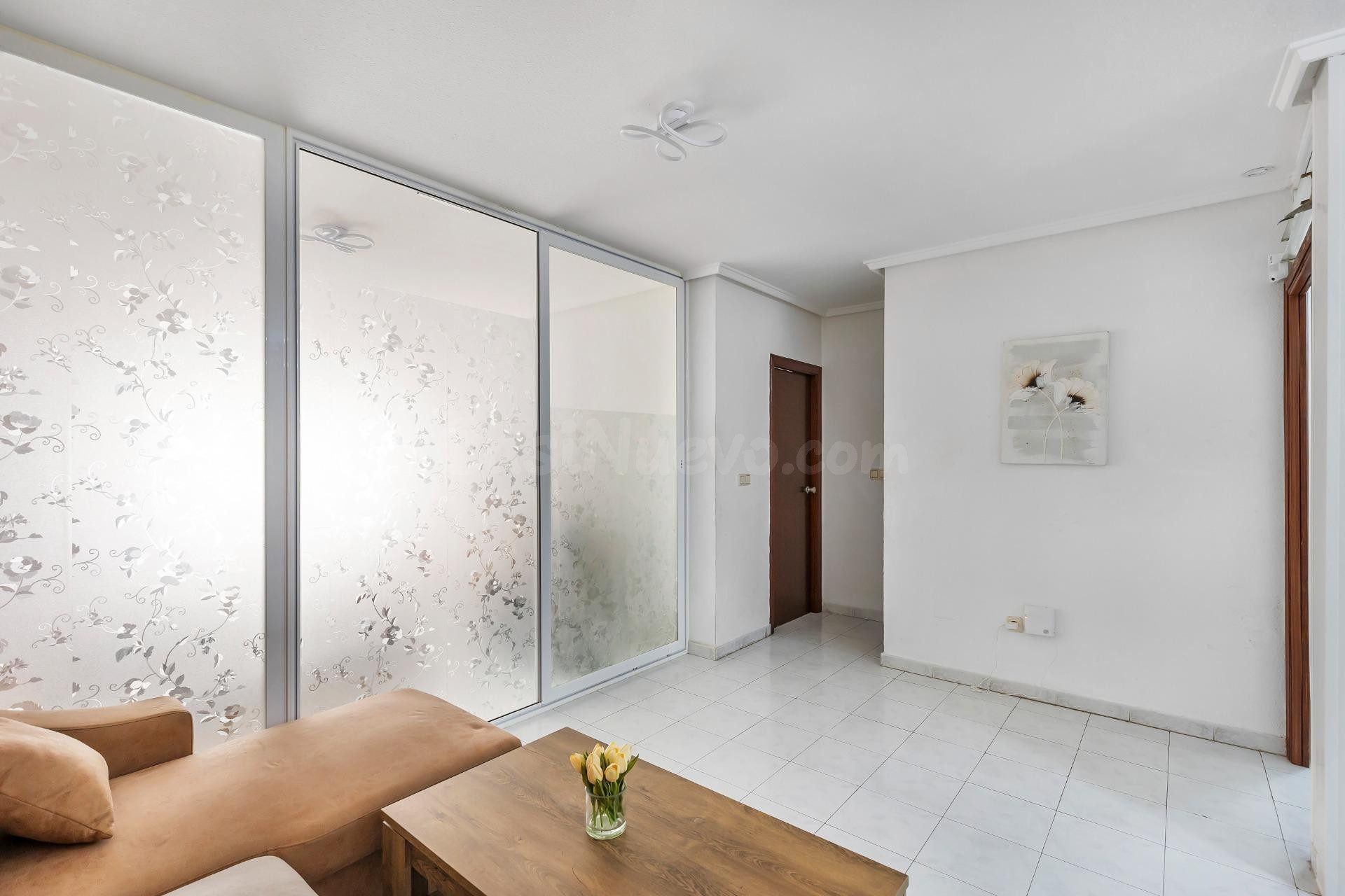 Apartamento muy espacioso de 2 dormitorios + 1 baño - foto 4