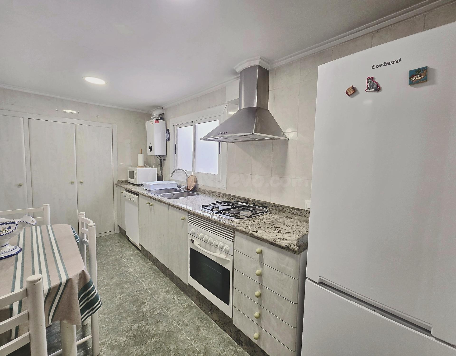 Amplia y luminosa vivienda junto al Parque del Oeste - foto 3