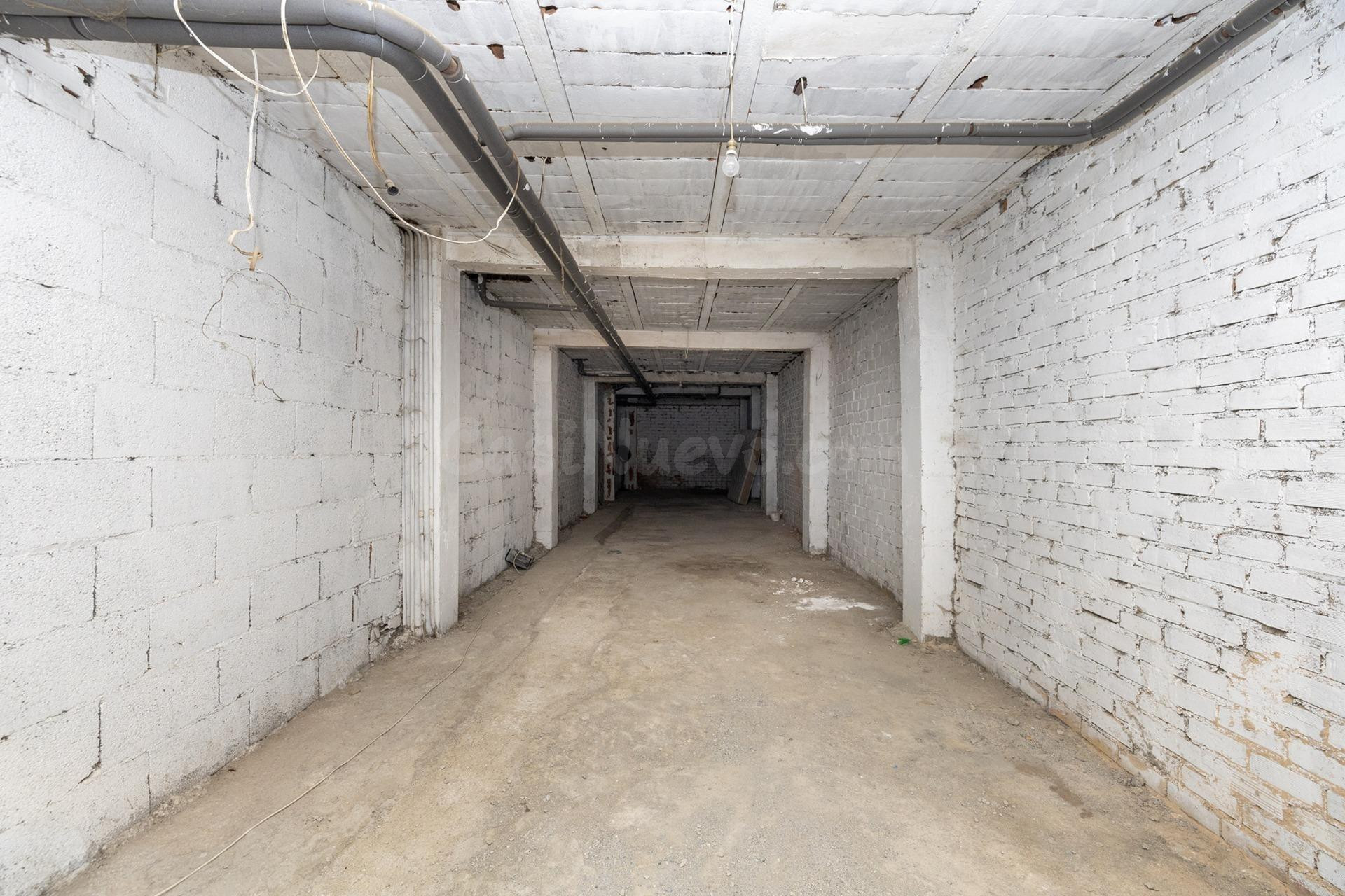 Local comercial de 150 m2 entre Camino de Ronda y Alhamar –  - foto 2