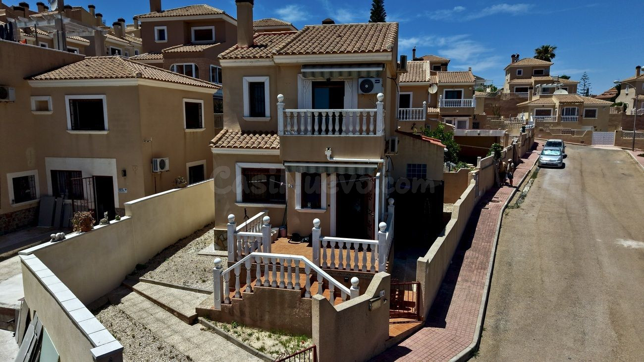 Villa 3 habitaciones 100m² en venta - La Zenia