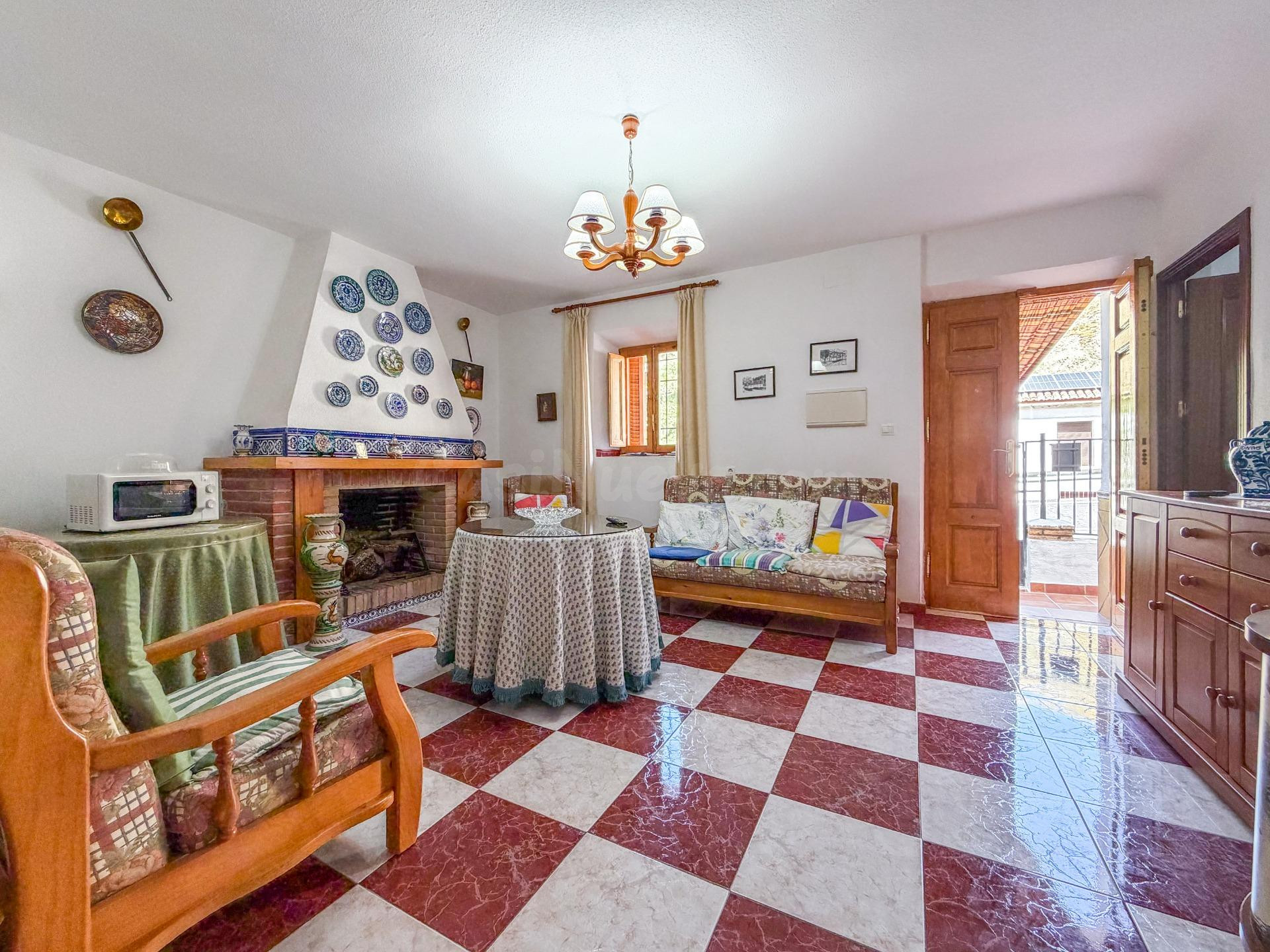 Casa independiente en la entrada de Pinos Genil. (A 10 minut - foto 4