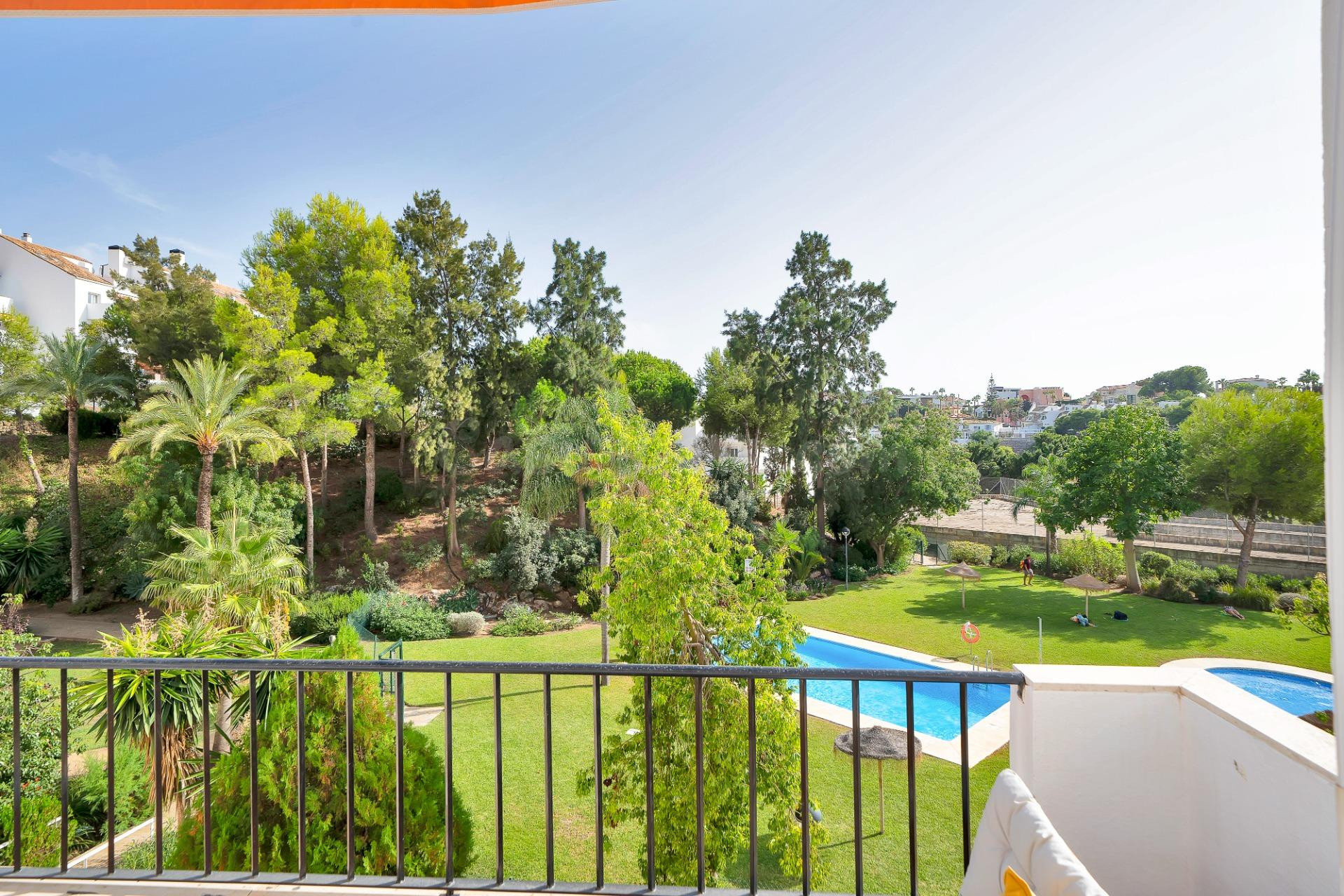 2D-2B Atico Reformado en Golf Resort Torrequebrada - foto 3