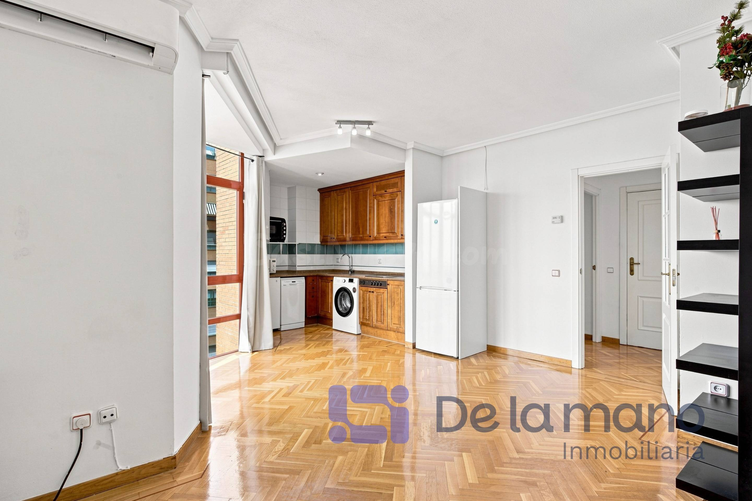 APARTAMENTO CON VISTAS DESPEJADAS, GARAJE Y PISCINA - foto 4
