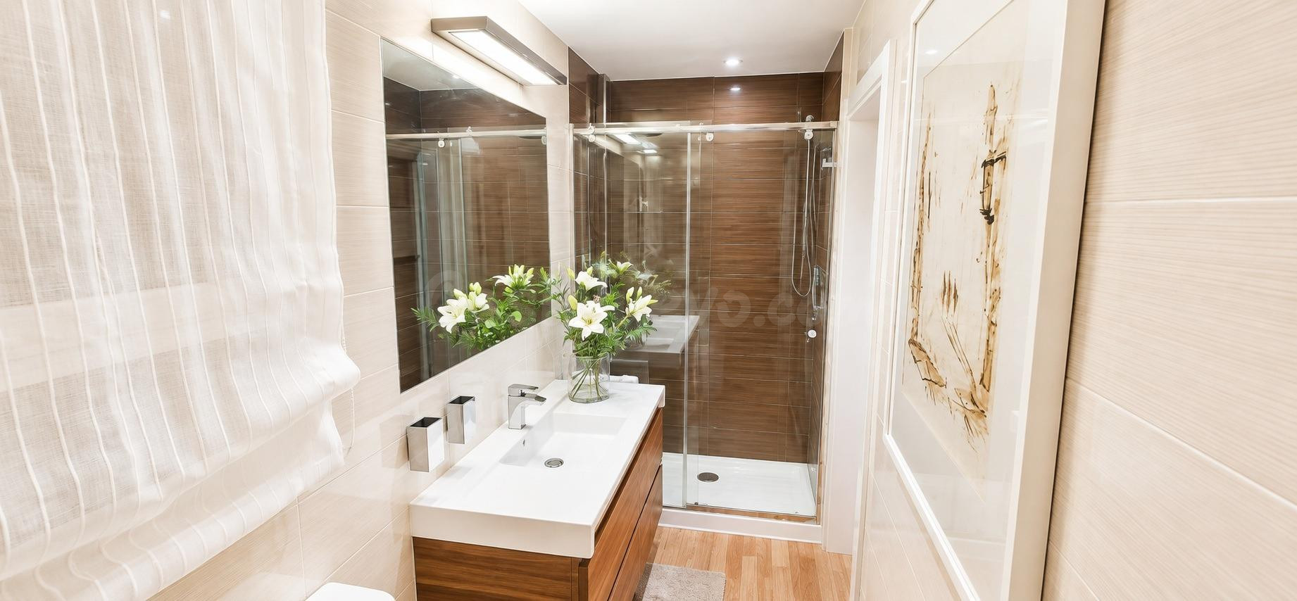 Piso reformado con plaza de Garaje Incluida - Zona céntrica  - foto 4
