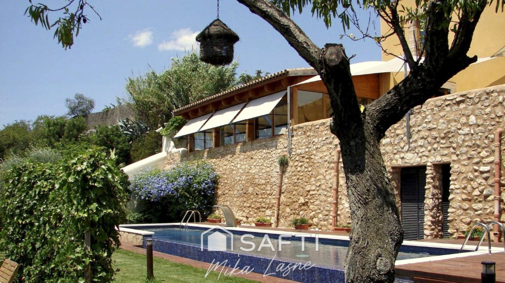 Auténtica MASÍA con encanto y gran proyección - foto 5