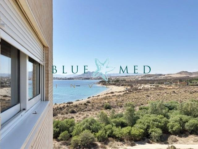 EXCLUSIVO APARTAMENTO EN PRIMERA LÍNEA DE MAR – RESIDENCIAL  - foto 2
