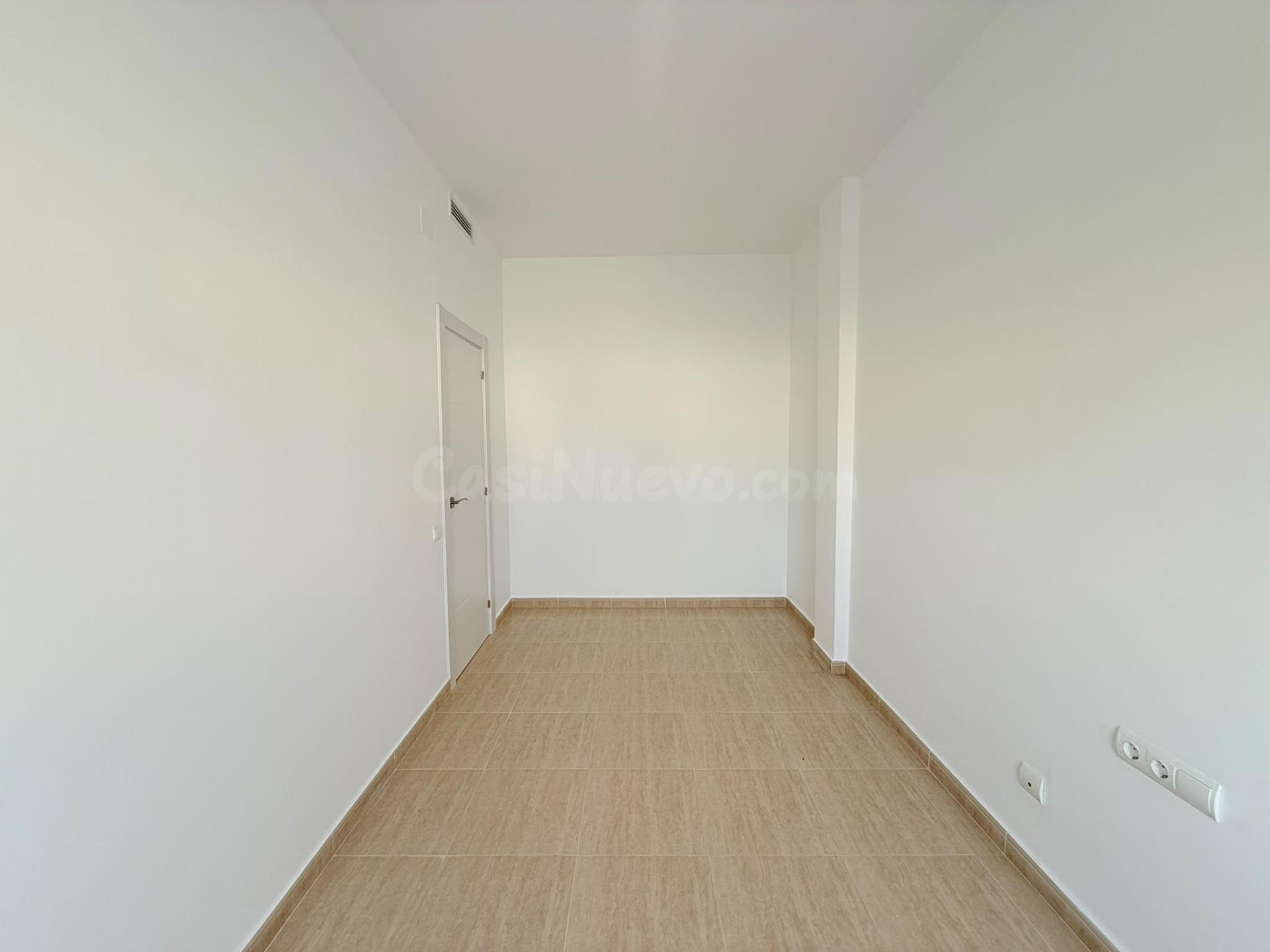 VIVIENDA A ESTRENAR EN PLANTA BAJA · 2 habitaciones · PARKING INCLUIDO · CENTRO DE DELTEBRE - foto 3