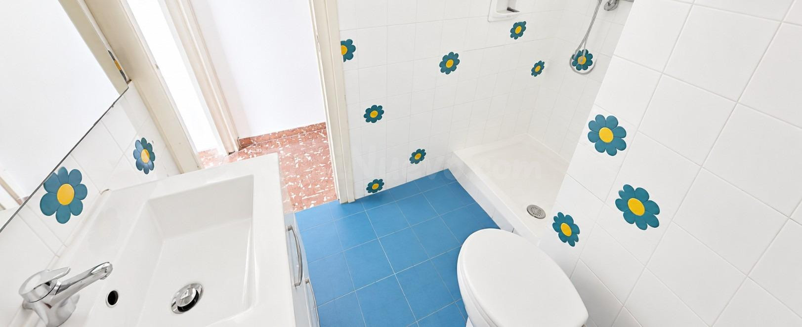 Piso en venta en Calle de Gènova El Guinardó, Barcelona - foto 3