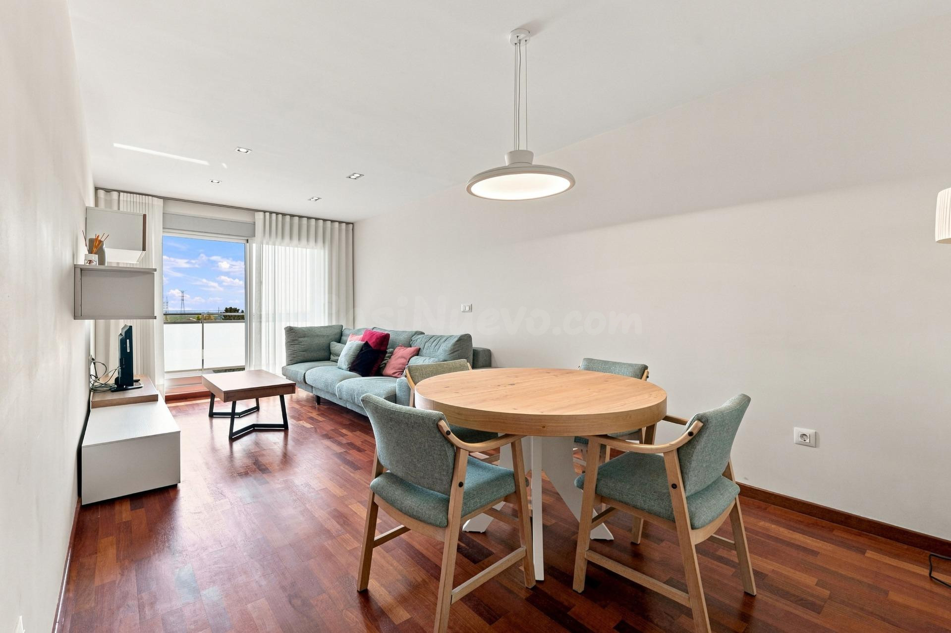 Vivienda de 121 m2 construidos en Silla, situada en una terc - foto 3