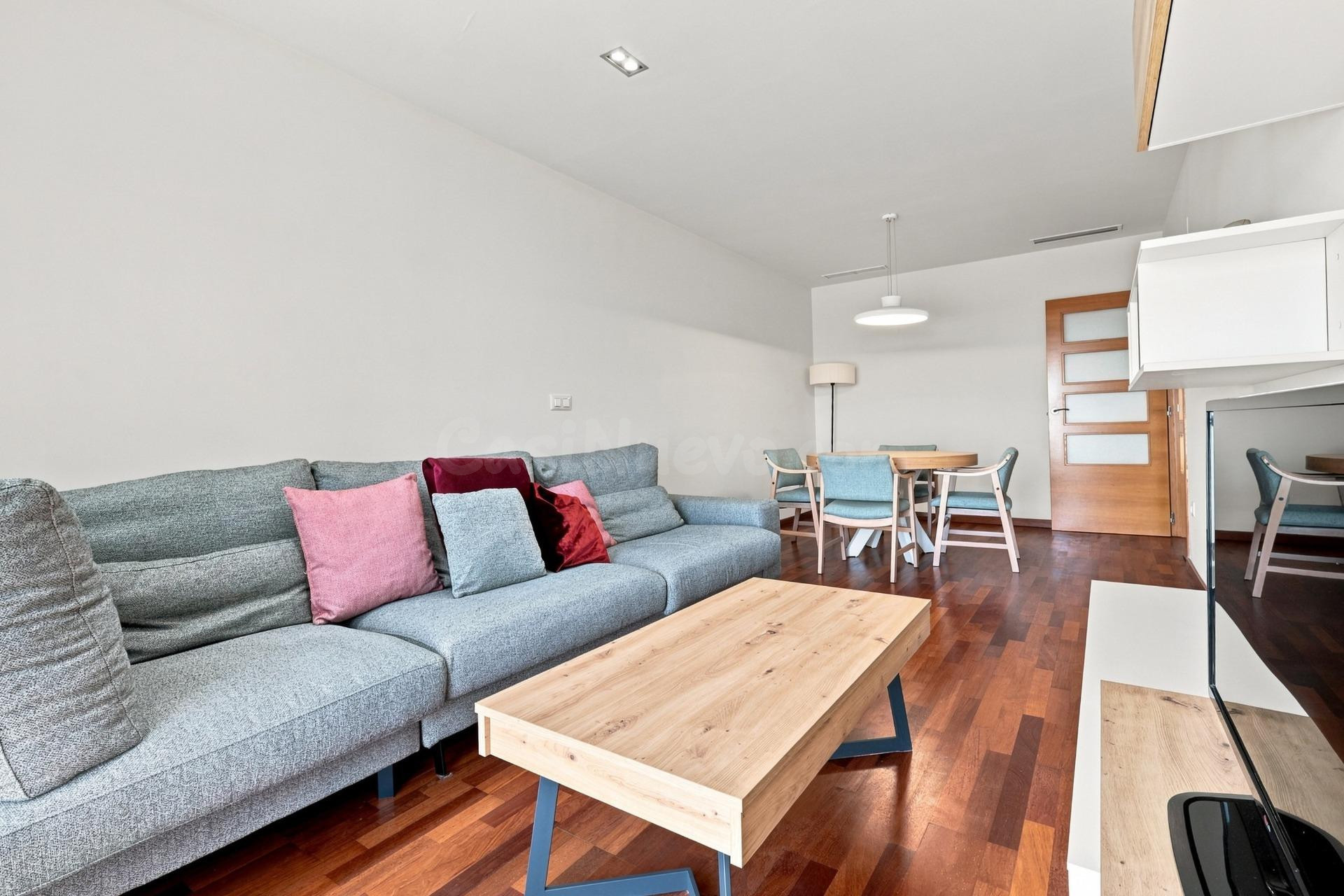 Vivienda de 121 m2 construidos en Silla, situada en una terc - foto 4