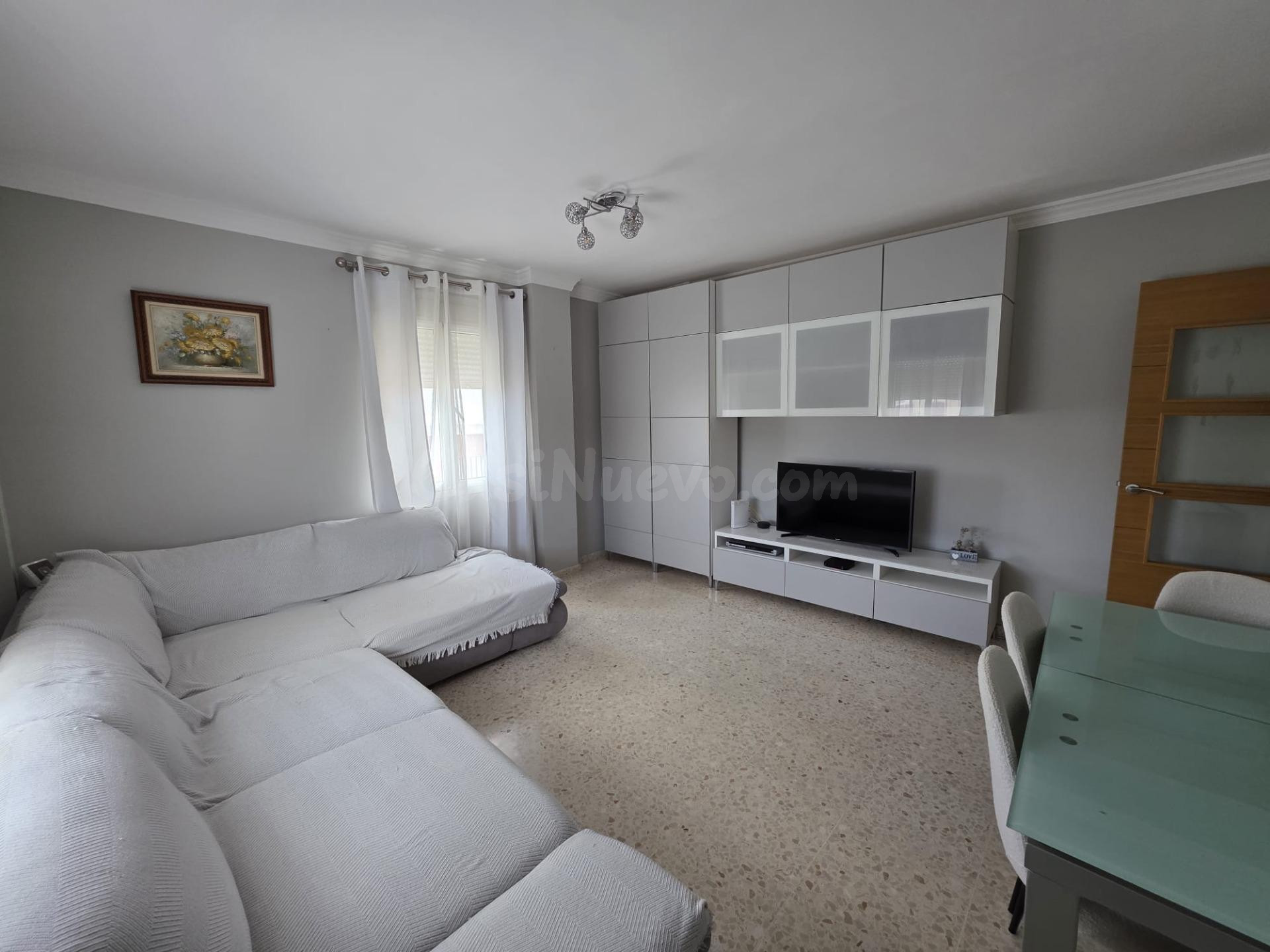 ¡PISO EN VENTA EN SAN ROQUE! - foto 2