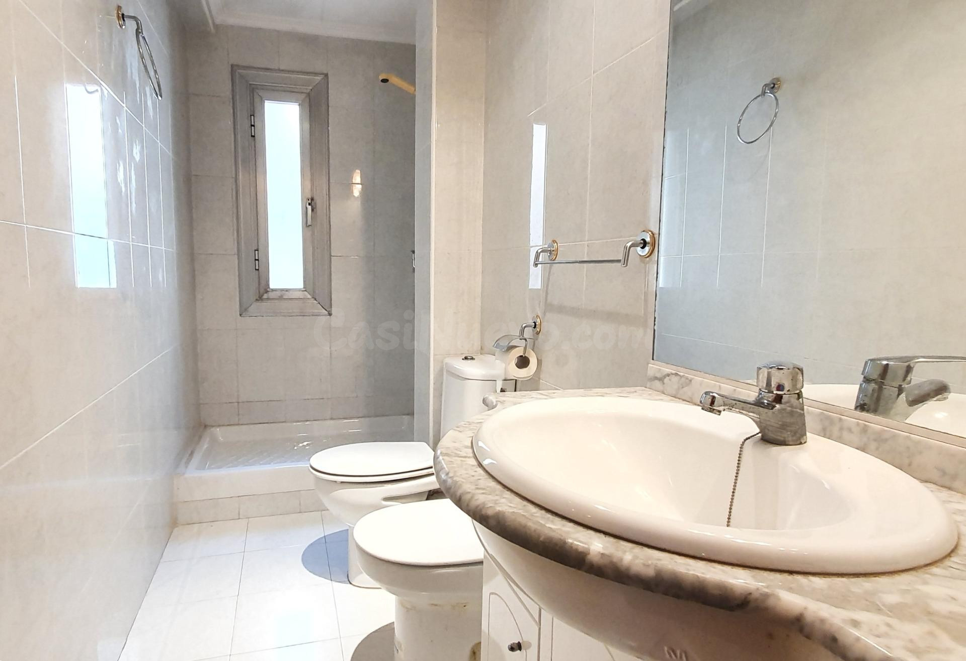 4 habitaciones Y MUY LUMINOSO !!! - foto 5