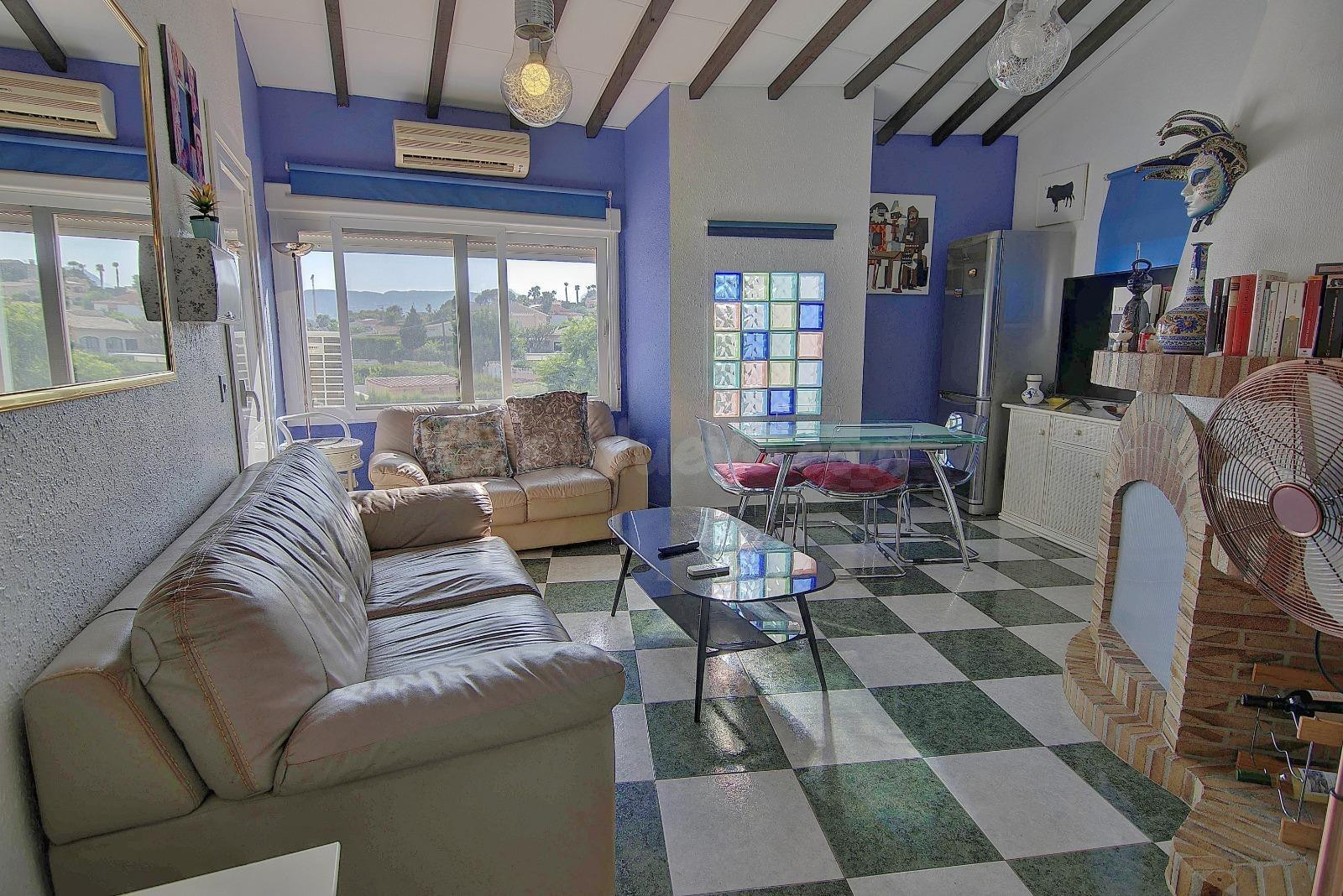 Encantador bungalow con jardín privado cerca de la playa en Calpe - foto 4