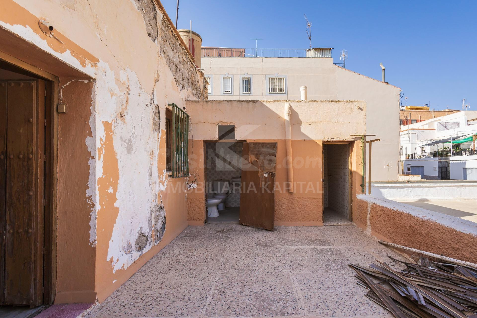Vivienda para reformar en Gádor – 65 m2, 3 dormitorios y Ter - foto 3