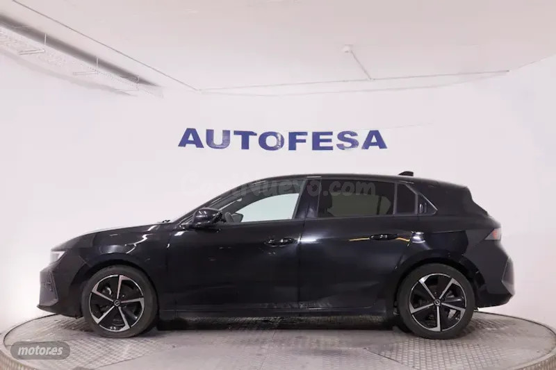 Opel Astra - foto 4