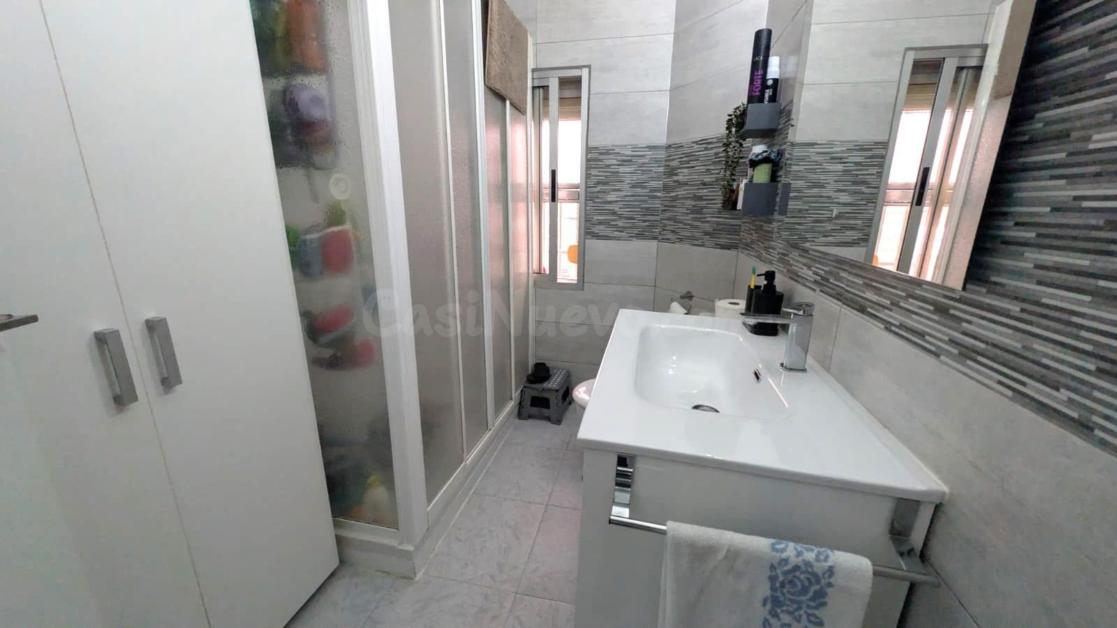 Oportunidad Única: Planta Baja Reformada en Llopis Iborra, Cáceres por €120.900 - foto 5