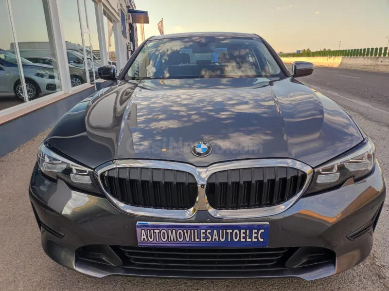 BMW Serie 3 320d Luxury Line 190 CV Automático Manzanares - foto 3