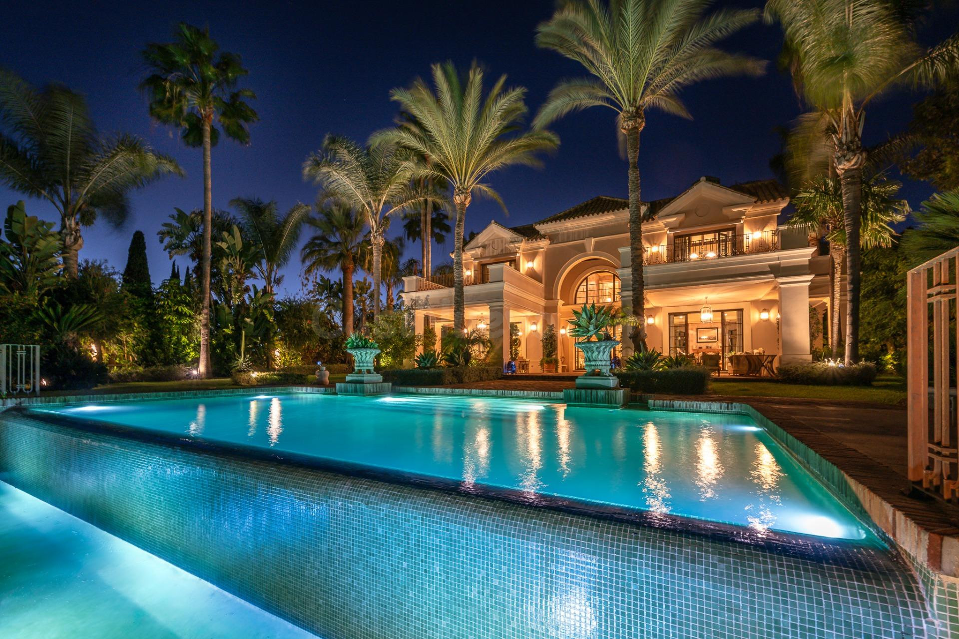 Villa Clásica Atemporal en la Exclusiva Guadalmina Baja