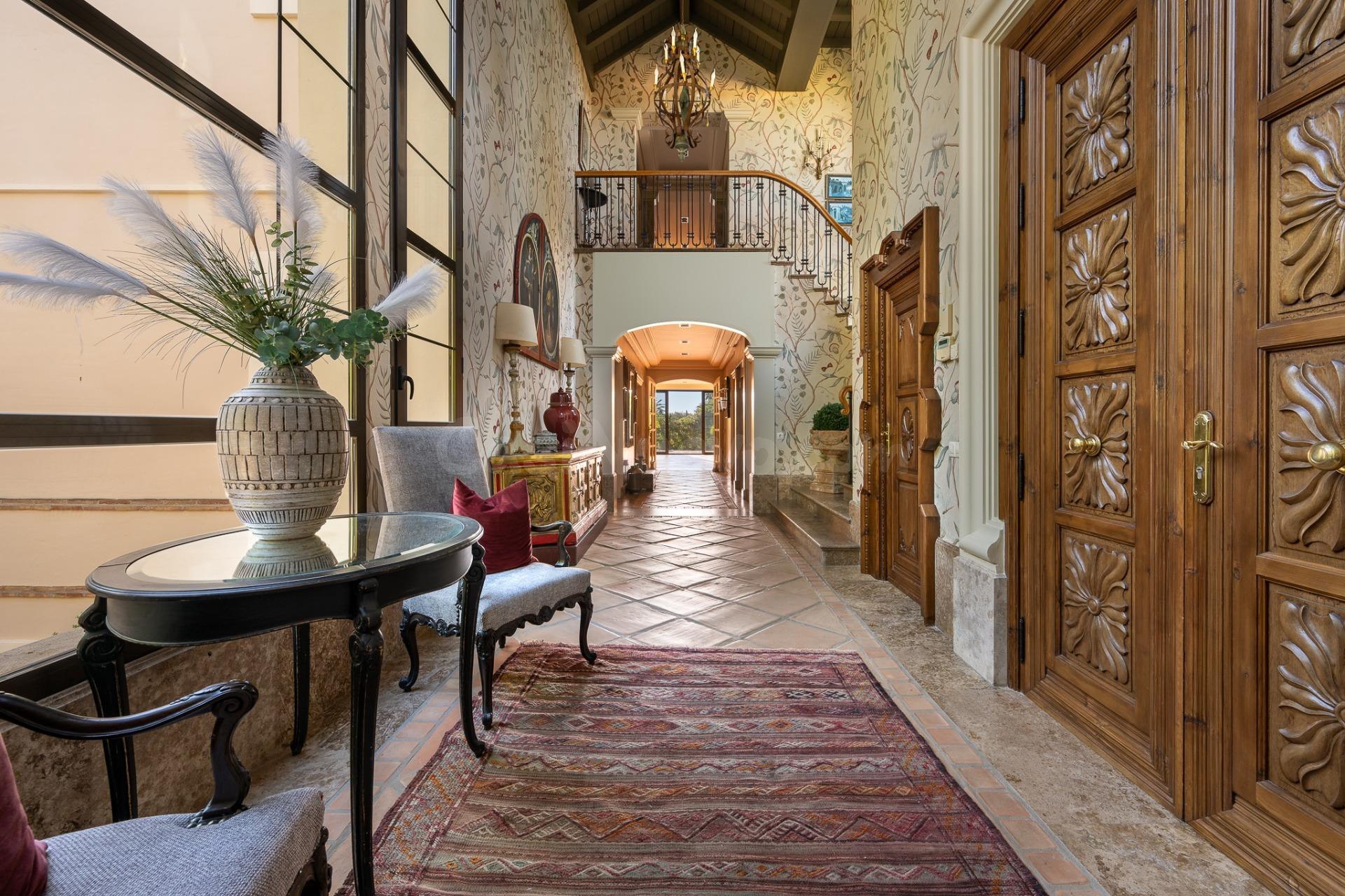 Villa Clásica Atemporal en la Exclusiva Guadalmina Baja - foto 5