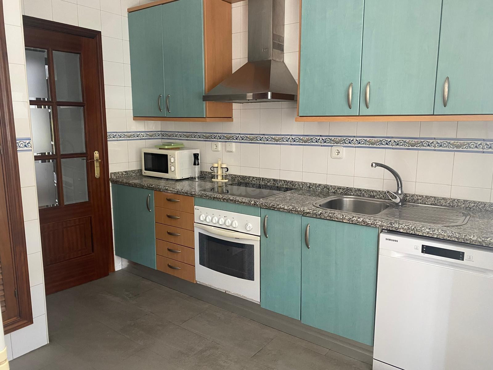 Piso 4 habitaciones 132m² en alquiler - Parlamento - Torneo