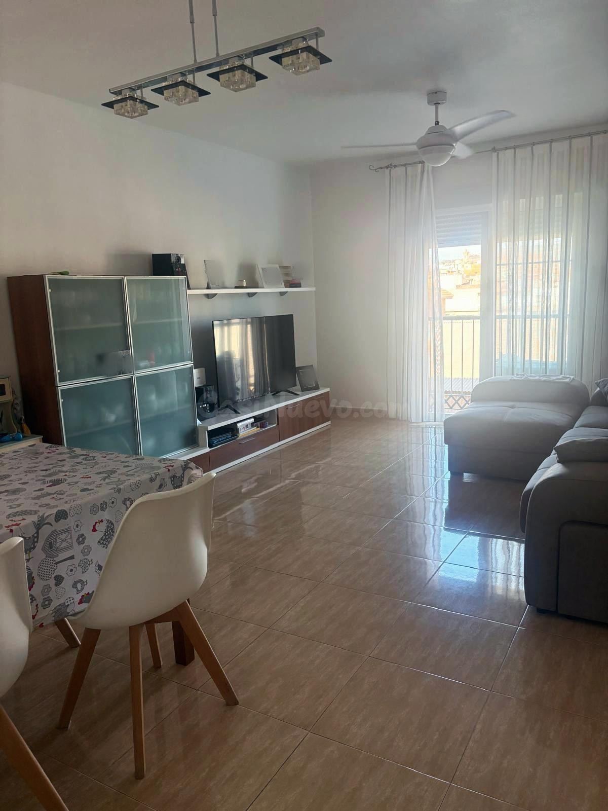 Magnífico piso en Totana - foto 3