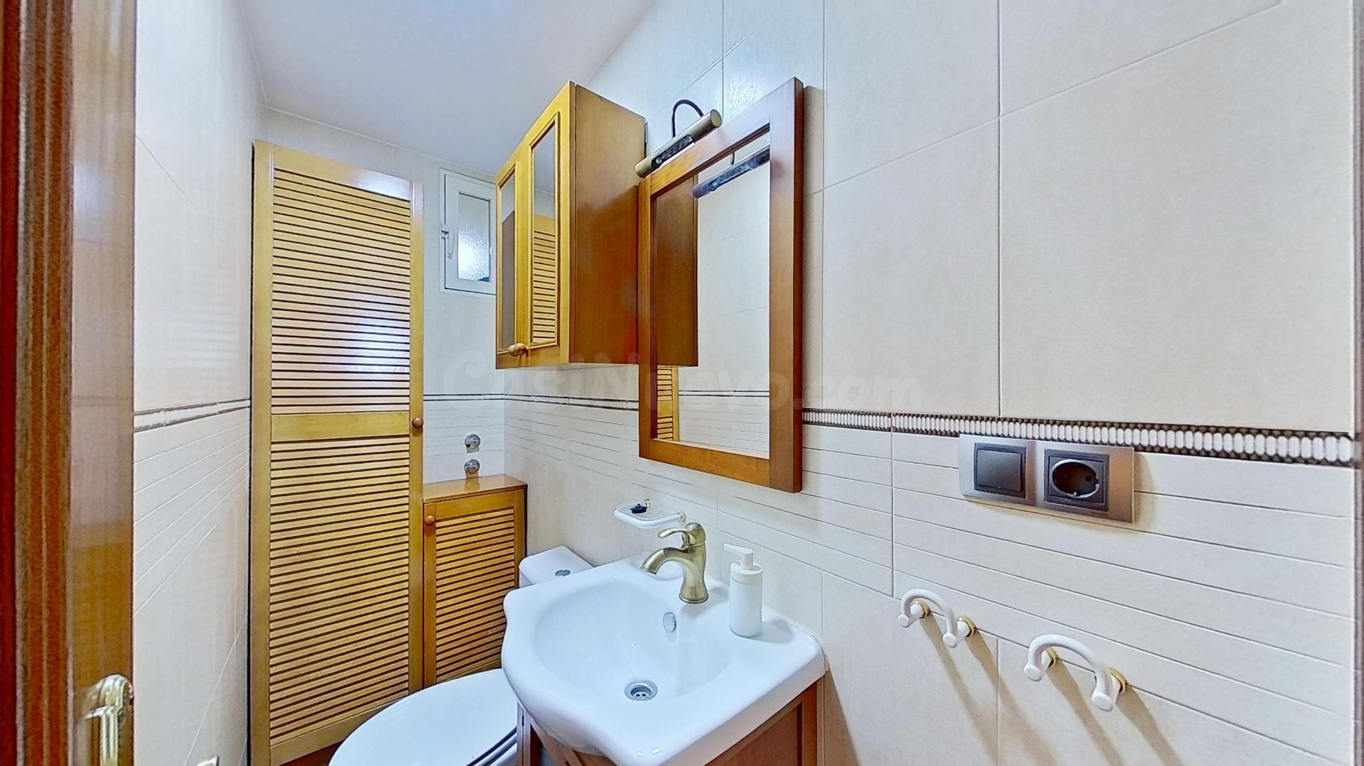 ¡¡ALQUILER POR habitaciones A ESTUDIANTES!! - foto 4