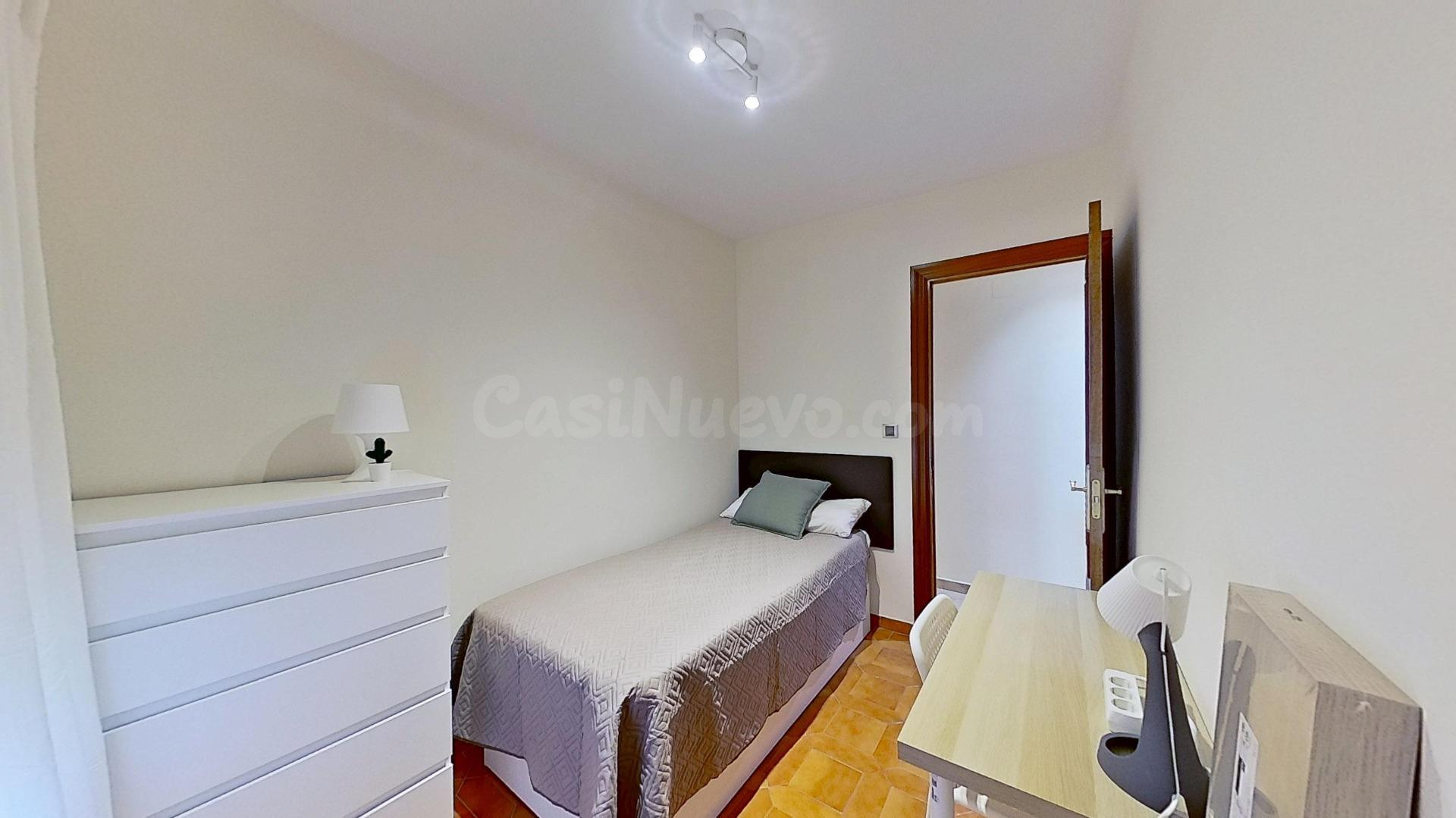 ¡¡ALQUILER POR habitaciones A ESTUDIANTES!! - foto 5