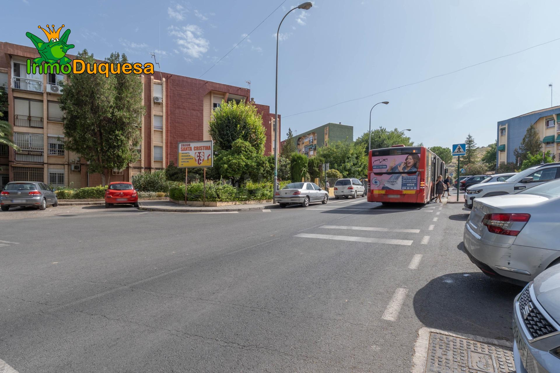 Piso de 5 dormitorios ideal para INVERSORES en el barrio de  - foto 3