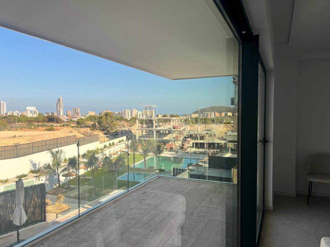 PISO EN ALQUILER EN FINESTRAT A ESTRENAR - foto 2