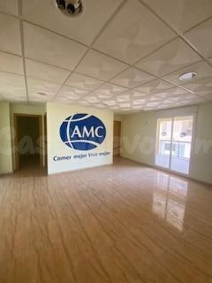 OPORTUNIDAD DE VENTA LOCAL-OFICINA EN JUMILLA - foto 3