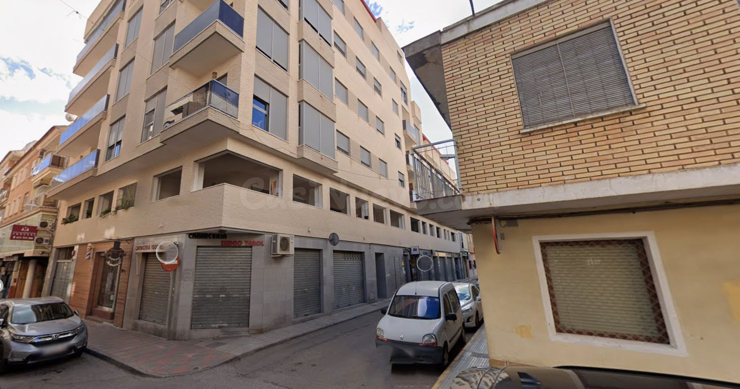 OPORTUNIDAD VENTA PISO EN JUMILLA ( ALQUILADO ) - foto 3