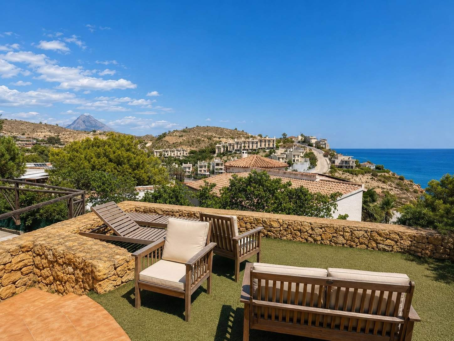 Magnífico Chalet en Pueblo Acantilado - Lanuza, El Campello
