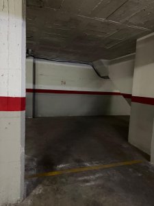 Amplio Parking en Joc de la Bola, Lleida - Alquiler por solo - foto 2