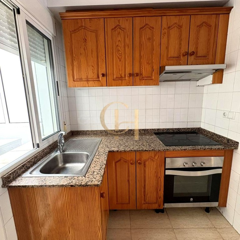 Bungalow en planta baja de 2 dormitorios con piscina comunit - foto 4