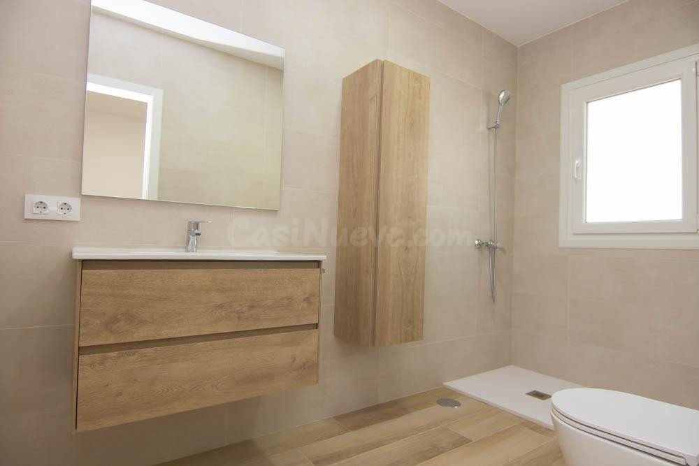 Vivienda totalmente reformada con jardín y múltiples posibilidades en Camino Viejo de Rota - foto 3