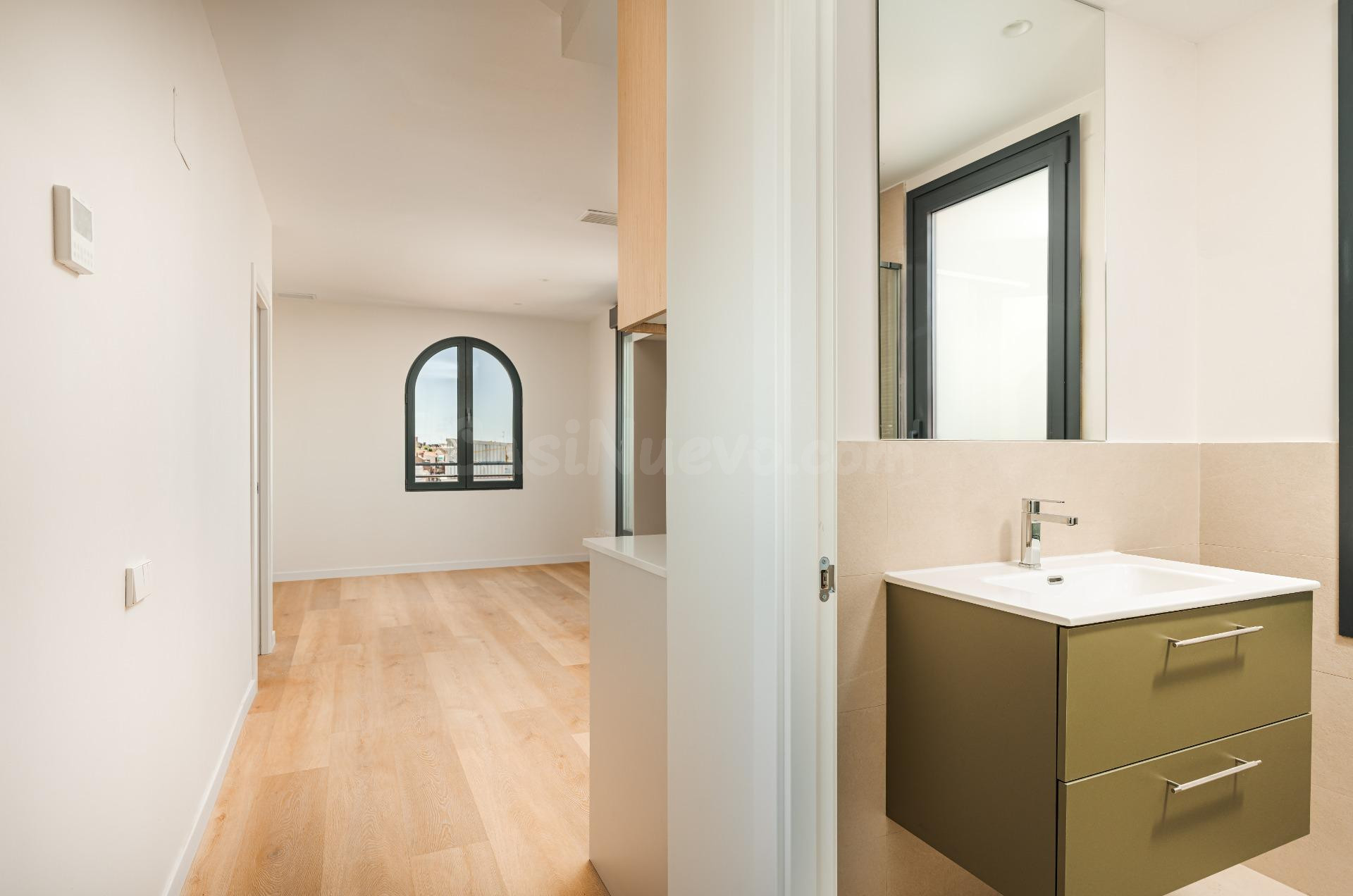 ATICO CON TERRAZA NUEVO A ESTRENAR | 49 m2 | CALLE SALVIA 1 - foto 2