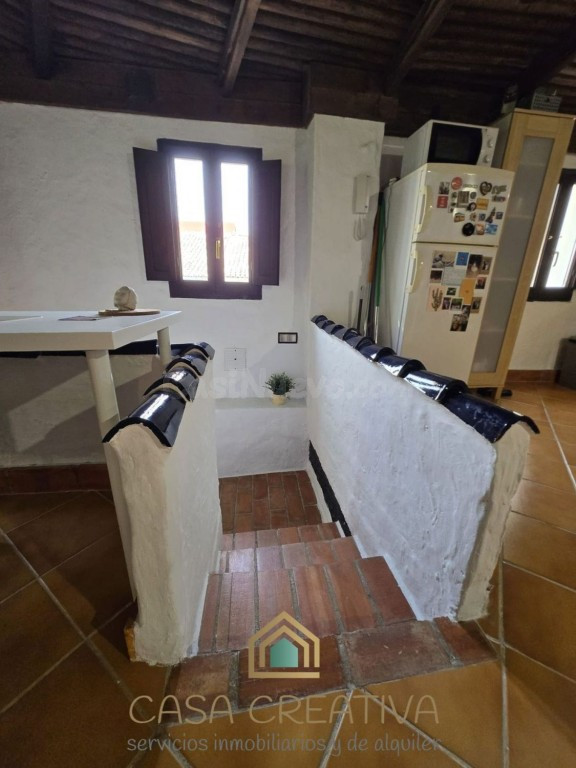 ESTUDIO EN ALQUILER EN XÀTIVA – BUHARDILLA CON TERRAZA Y VIS - foto 5