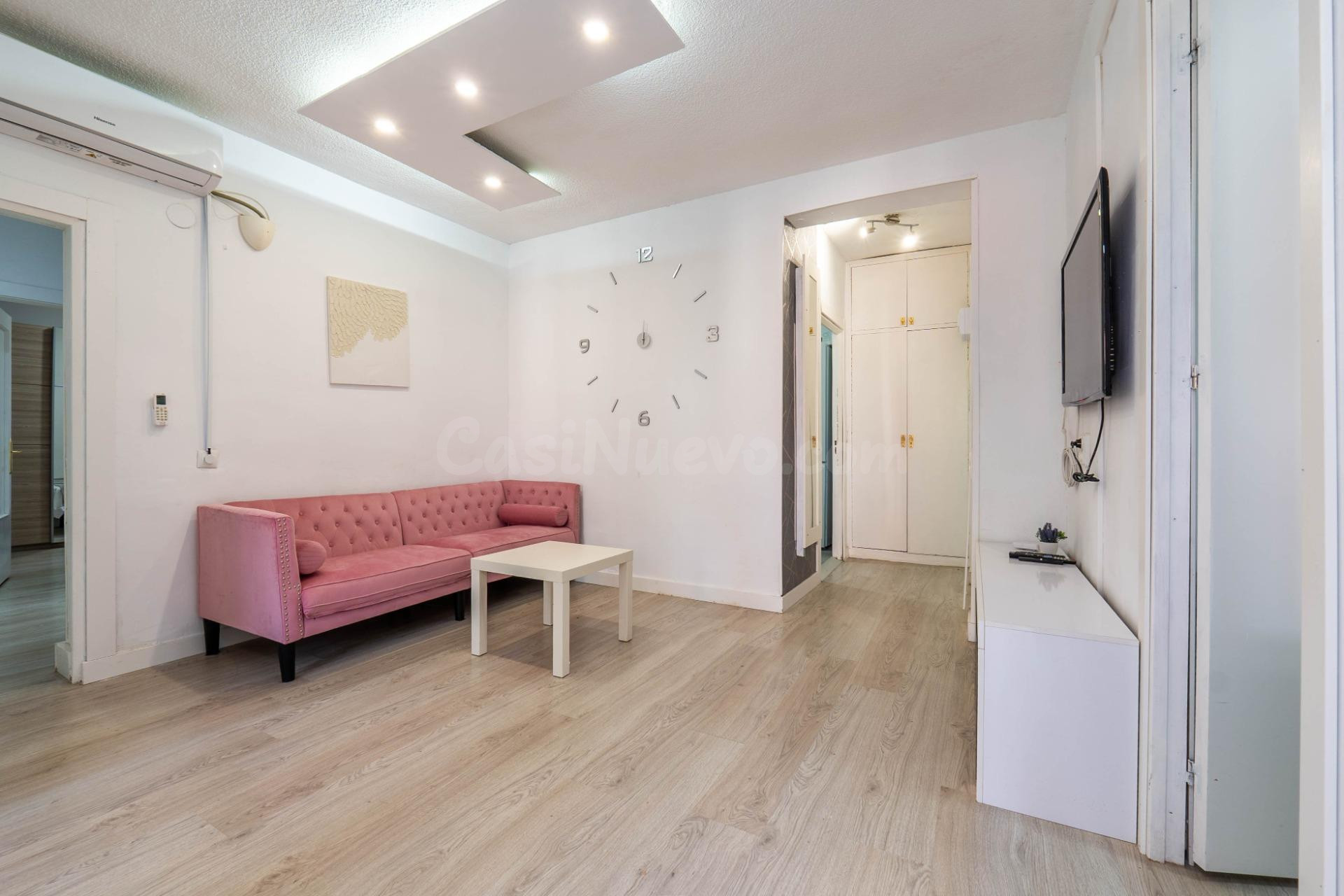 Piso de 5 dormitorios ideal para INVERSORES junto a edificio Junta Andalucía de Almanjáyar