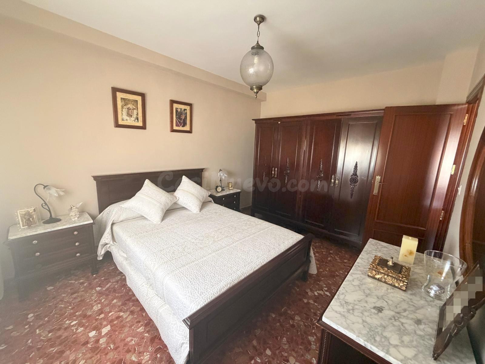 Acogedor Piso con Terraza y Azotea Comunitaria en Ubicación  - foto 3